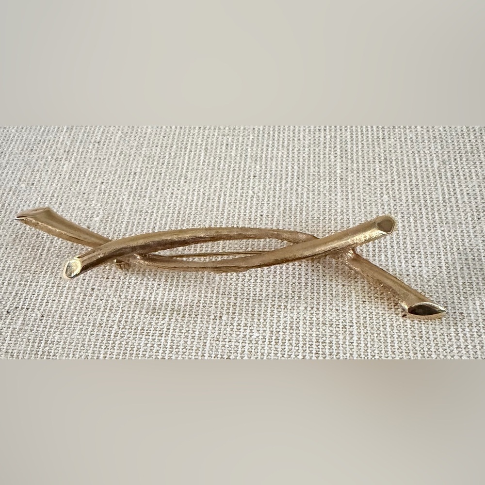 Judy Lee Twig brooch- Women Accessories